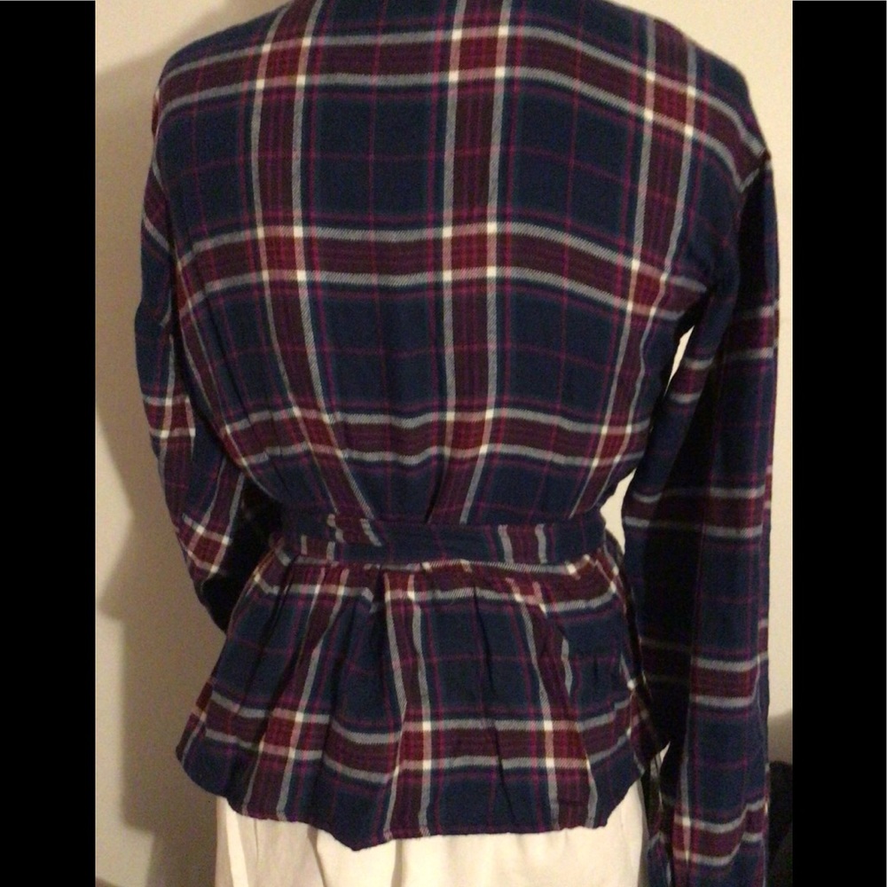 Express Top. Brand New - Picture 2 of 4